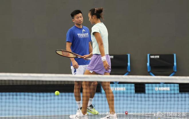 作或许与球 作或许与球