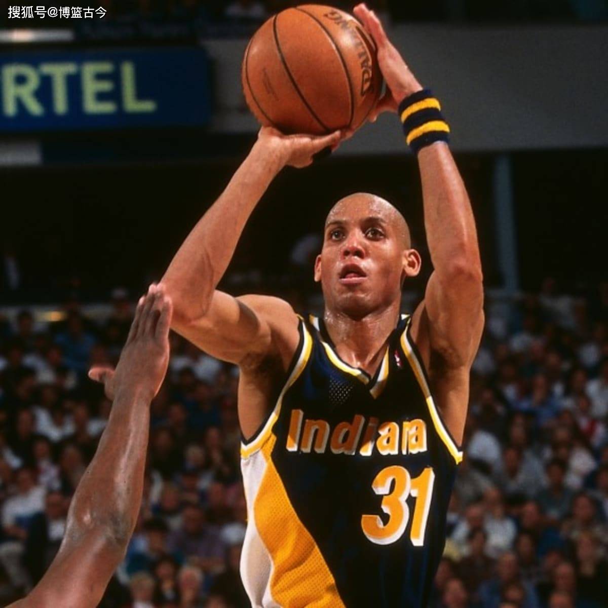 年轻而充满 年轻而充满