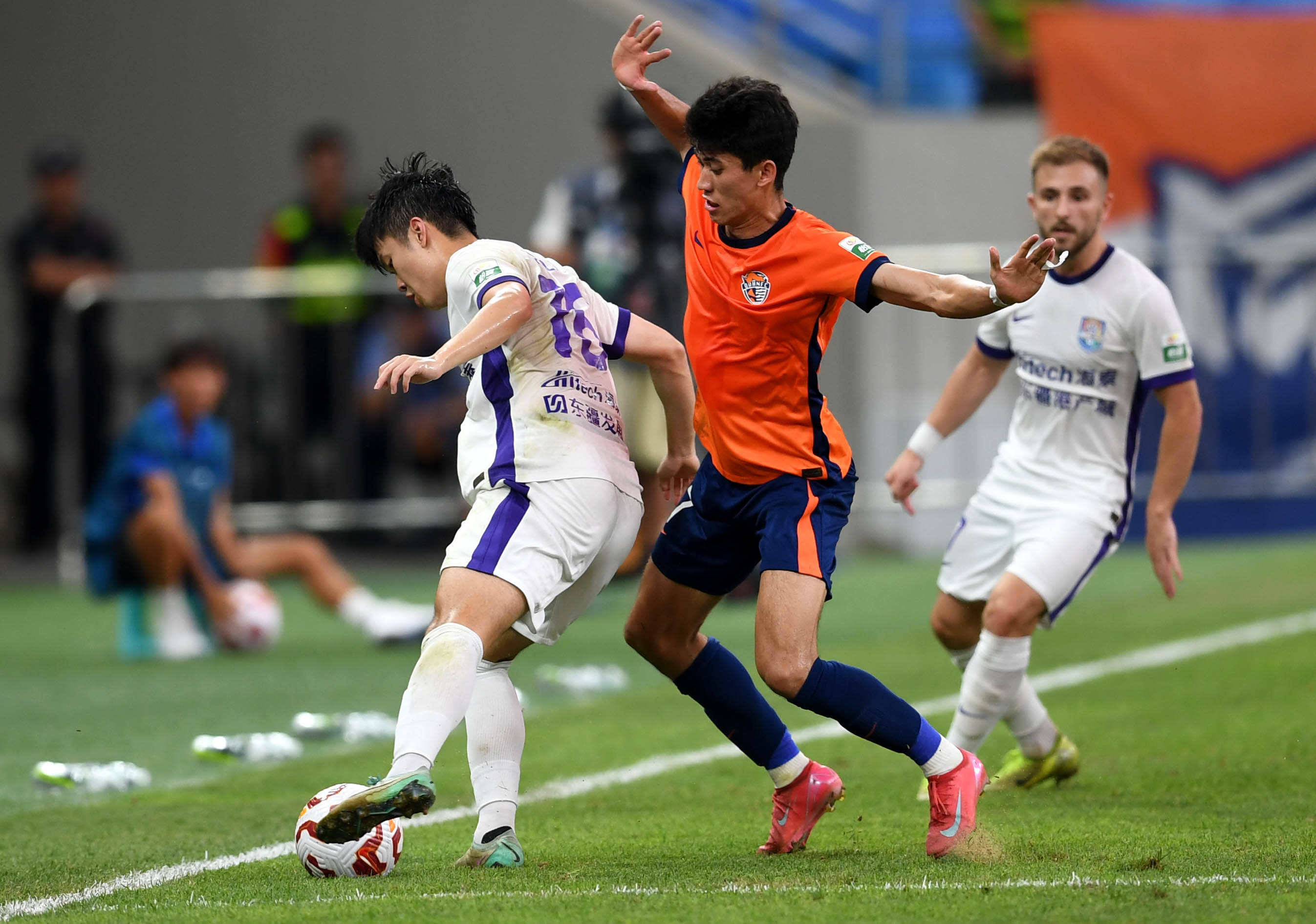 球场上非常 球场上非常