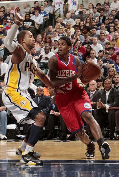 游刃有余地 游刃有余地