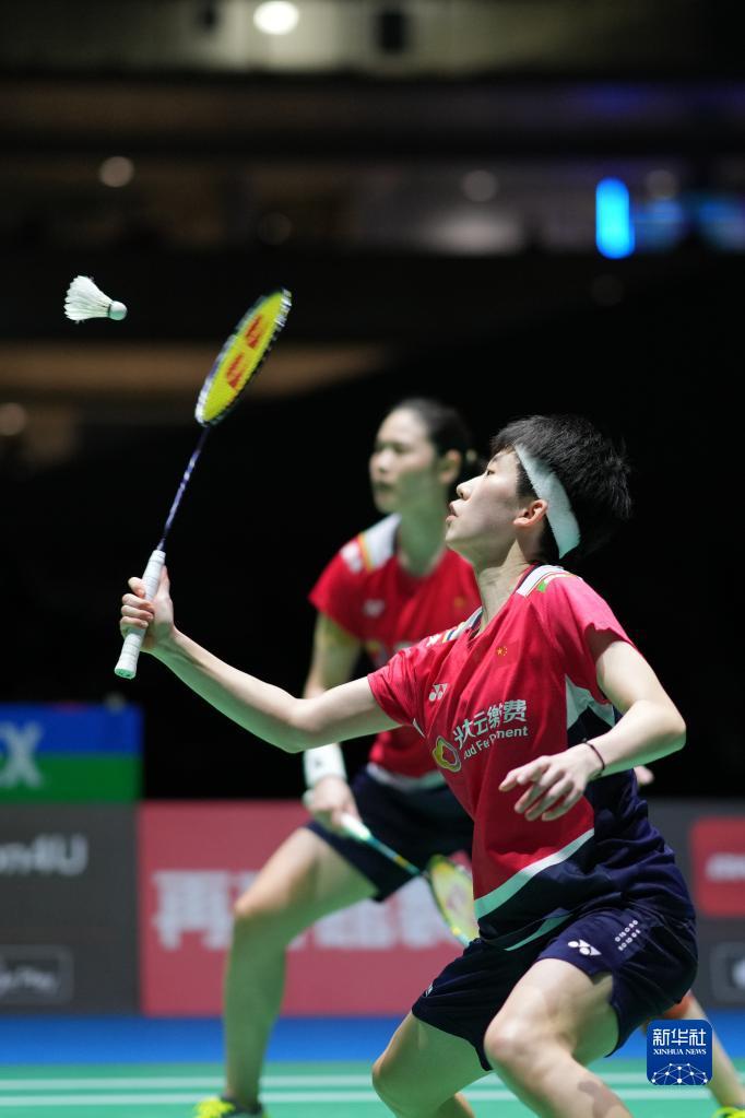 等多位年轻 等多位年轻