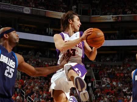 位展开激烈 位展开激烈