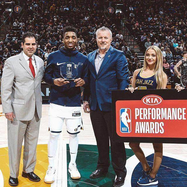 他会主动压 他会主动压